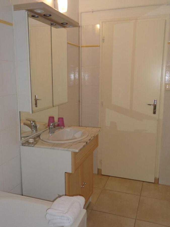 Aparthotel Francois 1Er 14Eme Vitry-le-François Rum bild